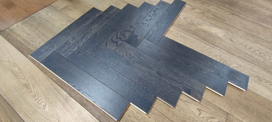 Engineered Herringbone Shadow Grey Brushed Uv Oiled Oak Select Grade Wood Flooring 15mm X 90mm - Image 3