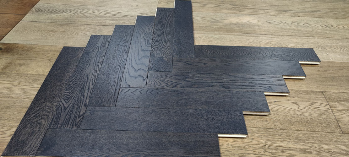 Engineered Herringbone Shadow Grey Brushed Uv Oiled Oak Select Grade Wood Flooring 15mm X 90mm - Image 2