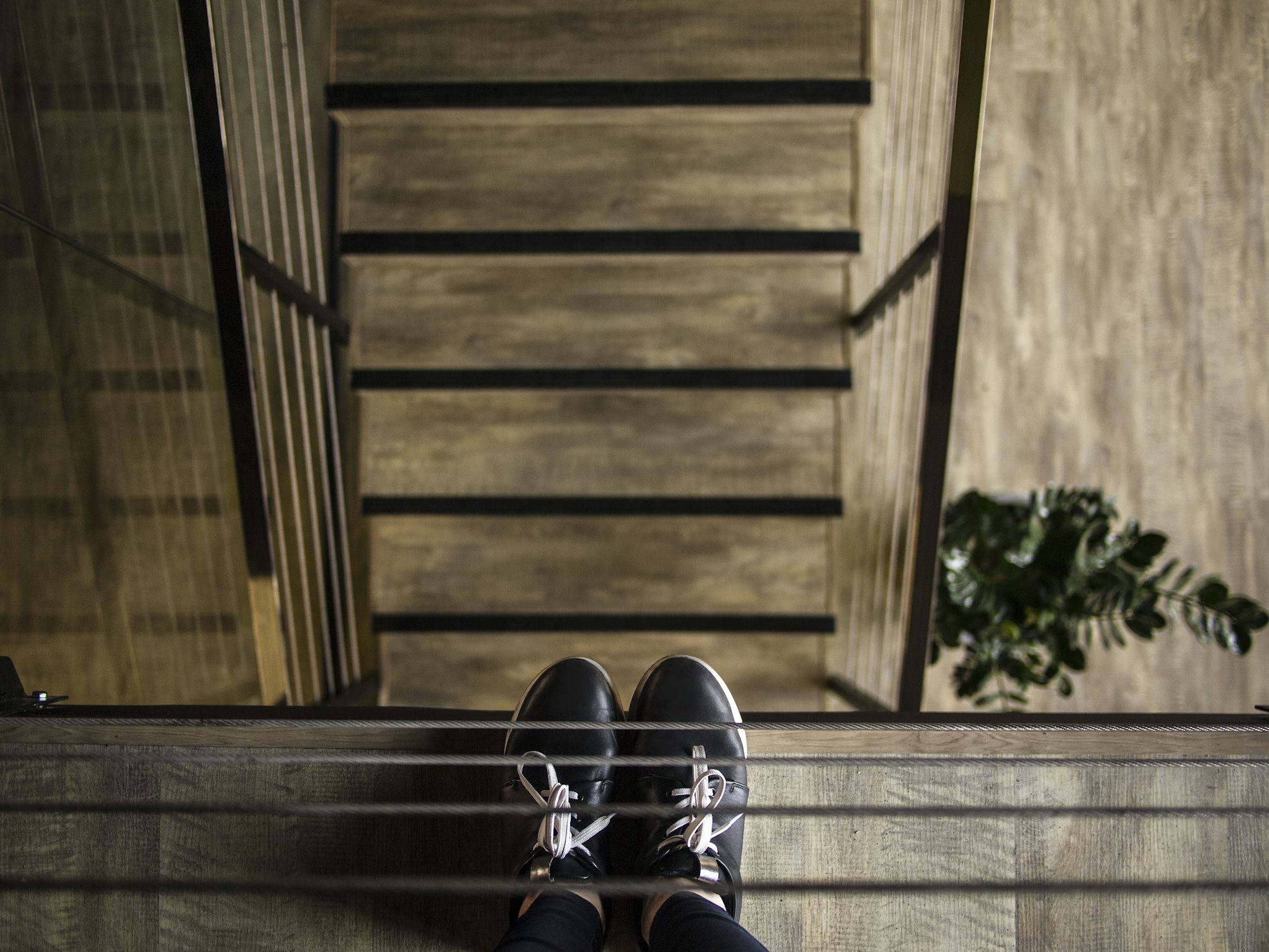 Engineered Wood Flooring vs Laminate: The Ultimate Showdown