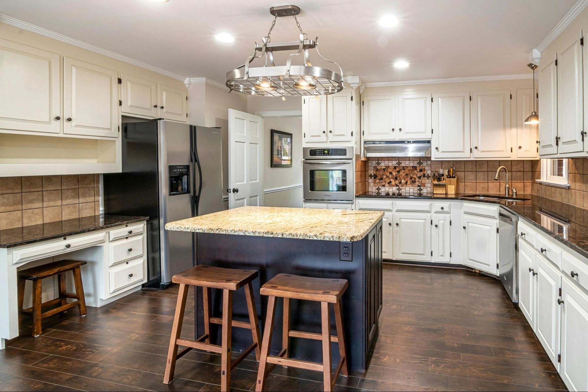 Is Engineered Wood Flooring Suitable for Kitchens? Pros and Cons