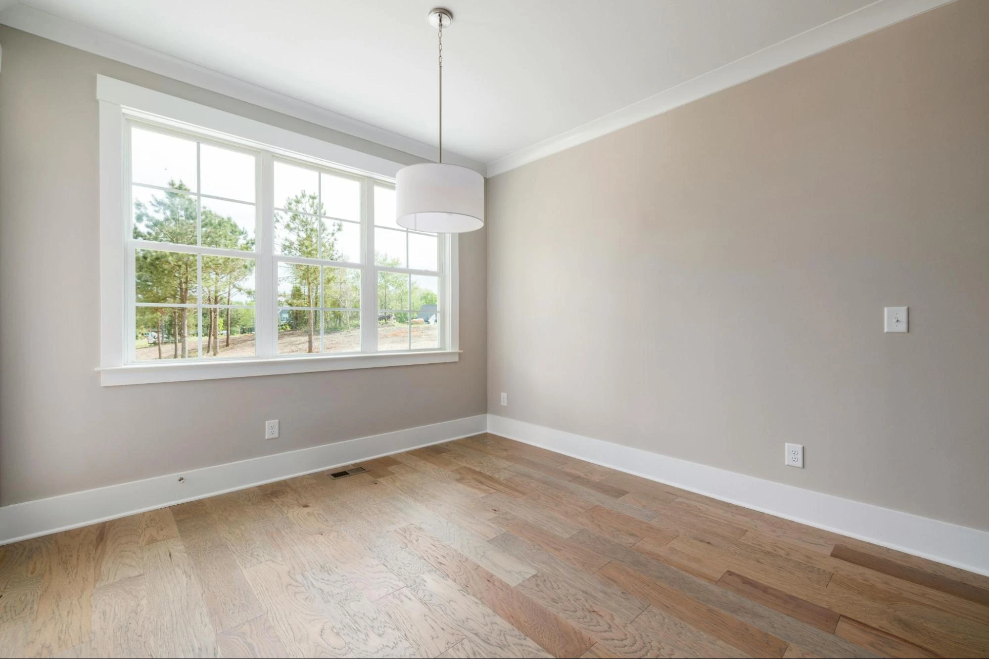 Is Golden Oak Engineered Wood Flooring Right for Your Home?